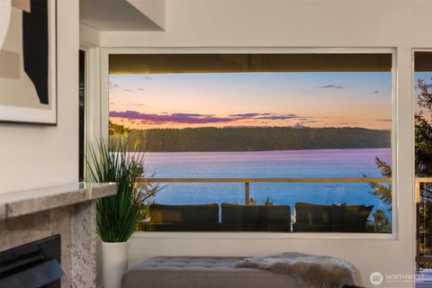 15733 25th Avenue SW Burien WA 98166