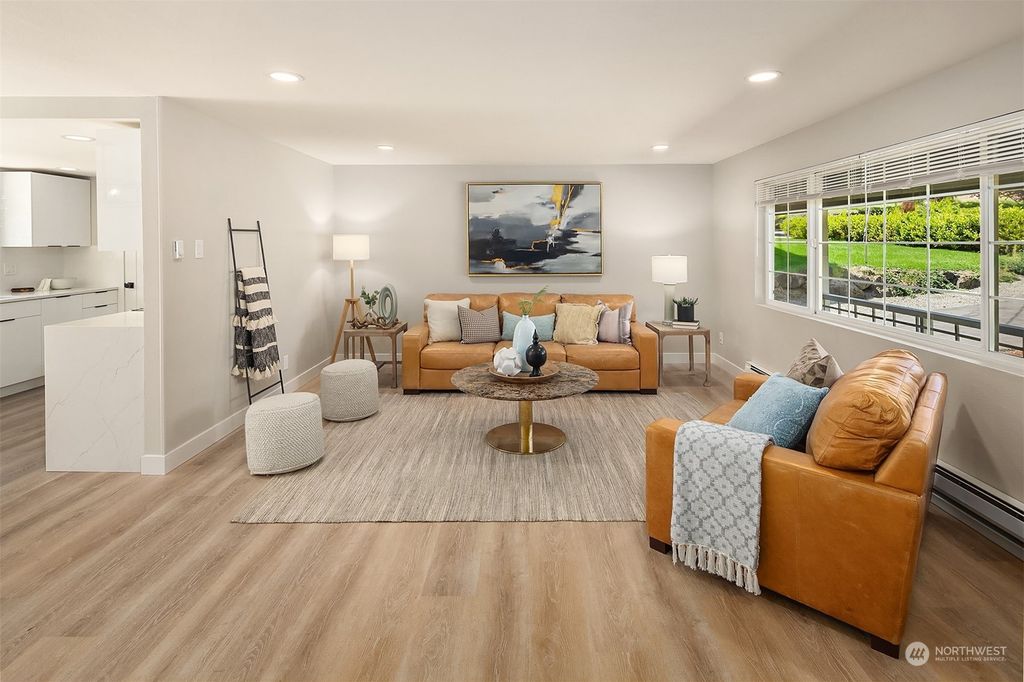 Photo of 11223 NE 112th Street, Kirkland, WA 98033 (MLS # 2072745)