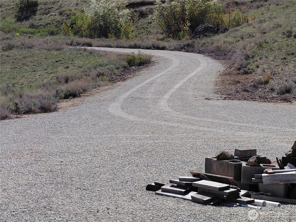 Photo of 272 Mountain Spring Road, Orondo, WA 98843 (MLS # 2511526)