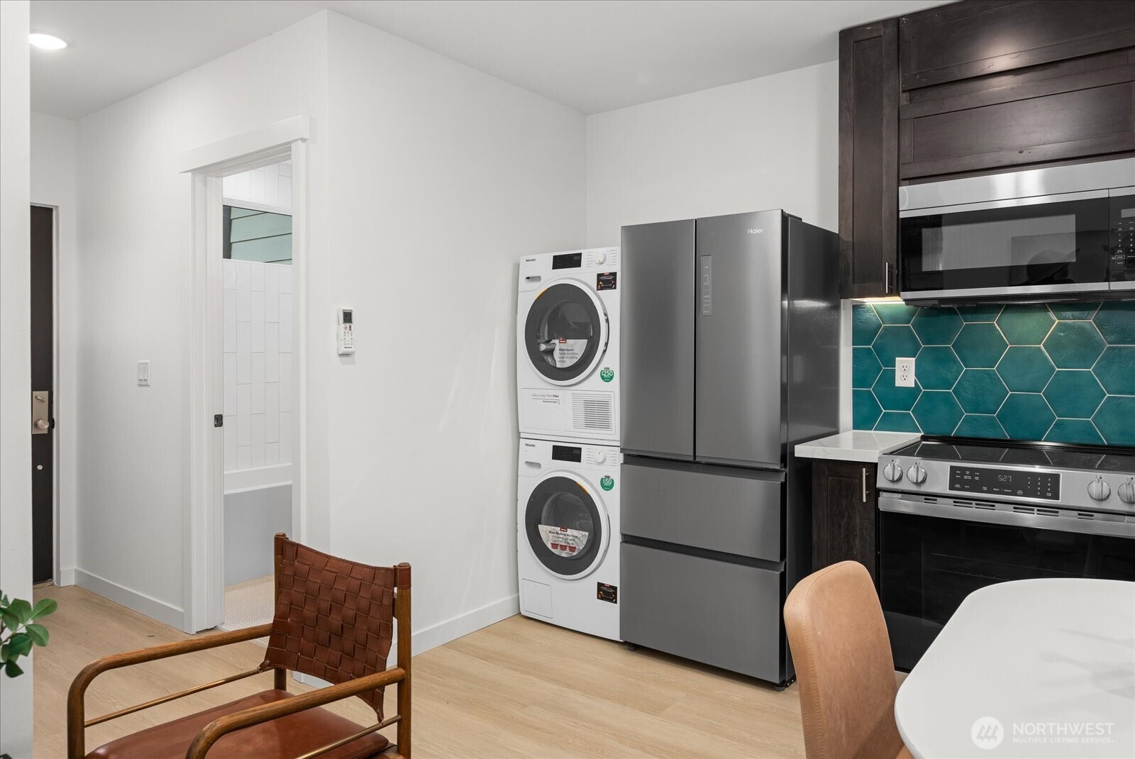 828 S Sullivan Street B