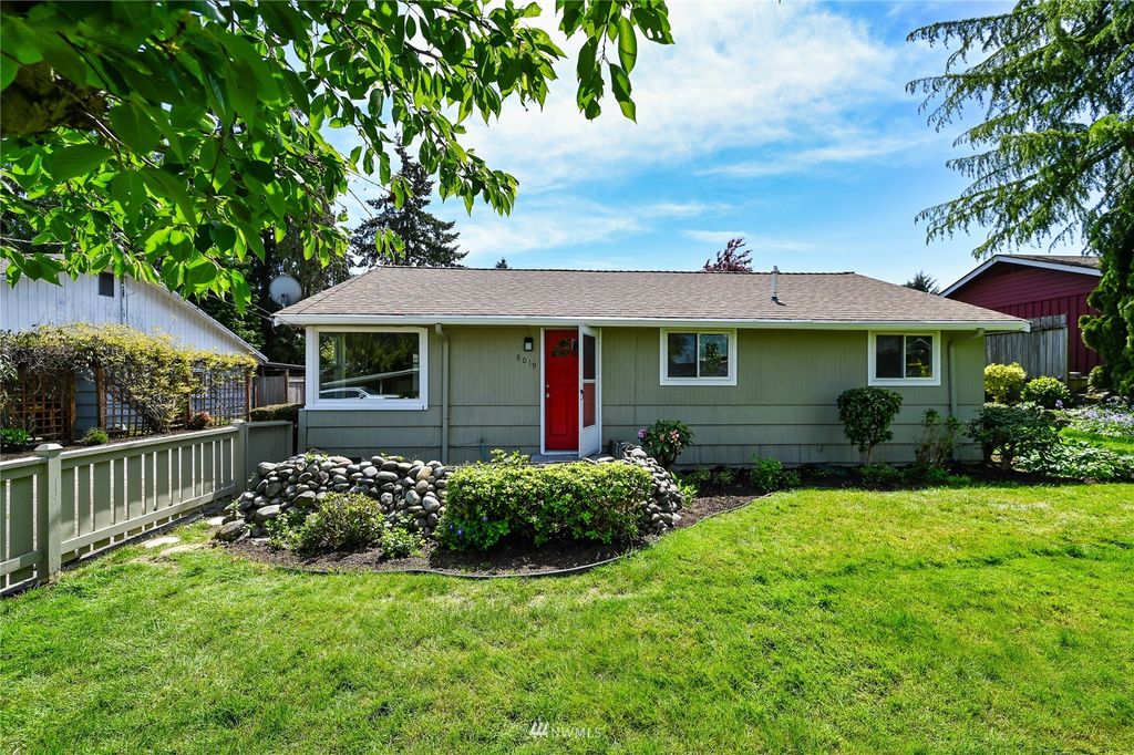 Photo of 8019 S 112th Street, Seattle, WA 98178 (MLS # 1935355)