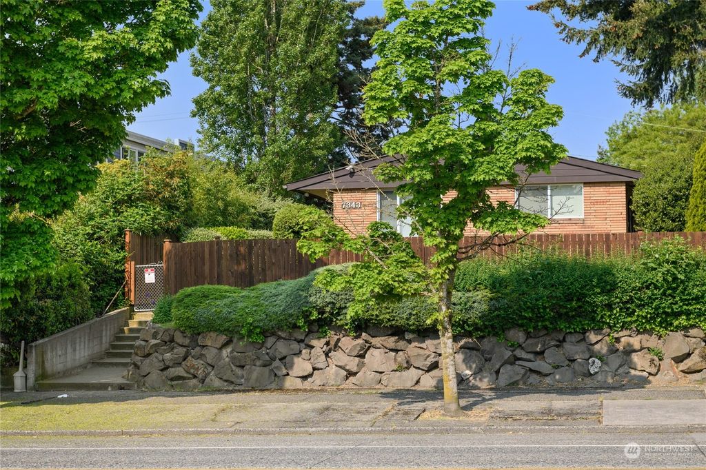 Photo of 7343 35th Avenue SW, Seattle, WA 98126 (MLS # 2071959)