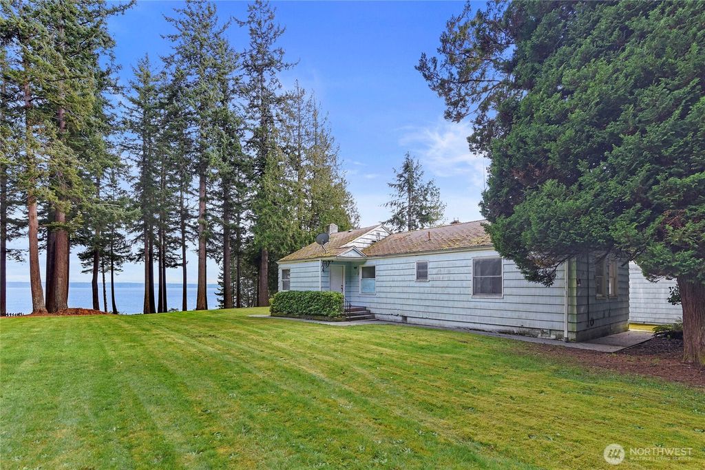 Photo of 34262 Pilot Point Road NE, Kingston, WA 98346 (MLS # 2491915)