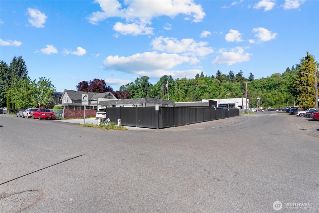 Photo of 538 Railroad Avenue S, Kent, WA 98032 (MLS # 2589555)