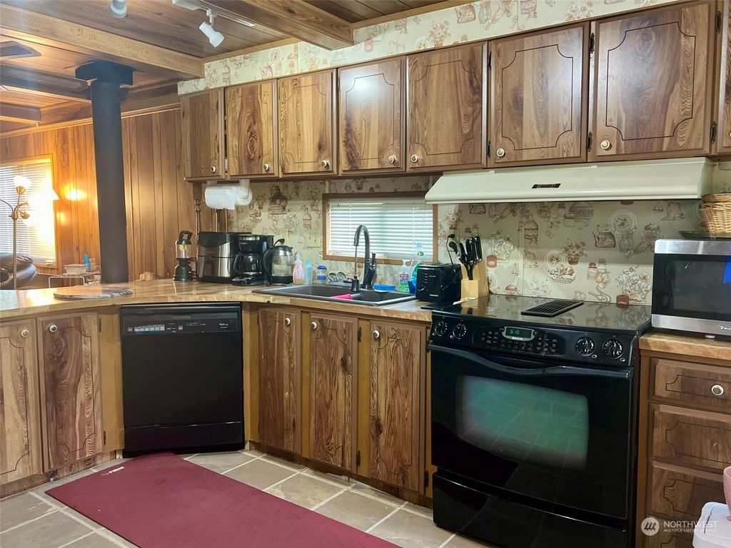Photo of 17410 87th Ave SE Ave #1, Snohomish, WA 98296 (MLS # 2243365)
