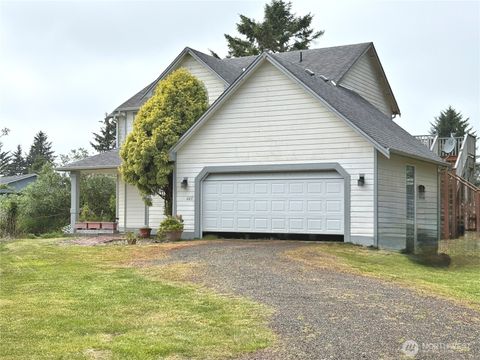 Photo of 665 Skamokawa Court SE, Ocean Shores, WA 98569 (MLS # 2531577)