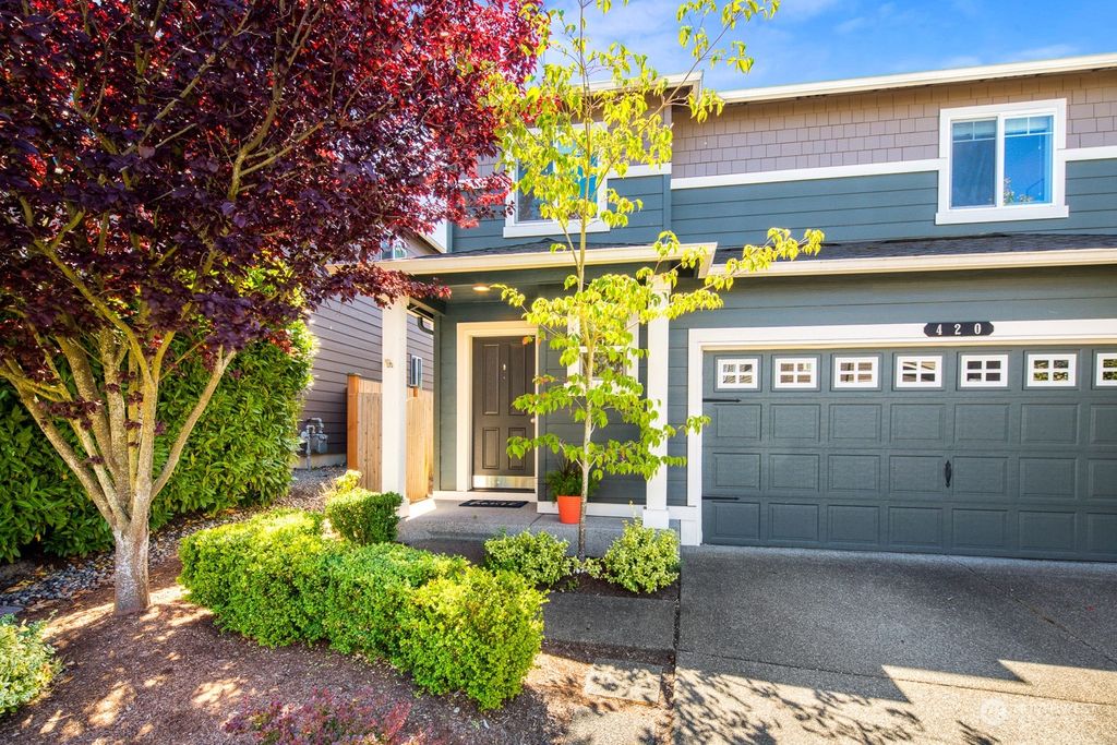 Photo of 420 203rd Street SW, Lynnwood, WA 98036 (MLS # 2146842)
