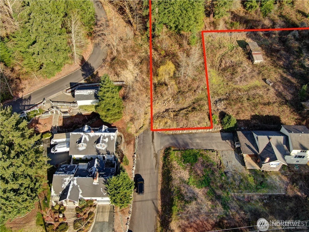 13462 Woodinville Redmond Road NE