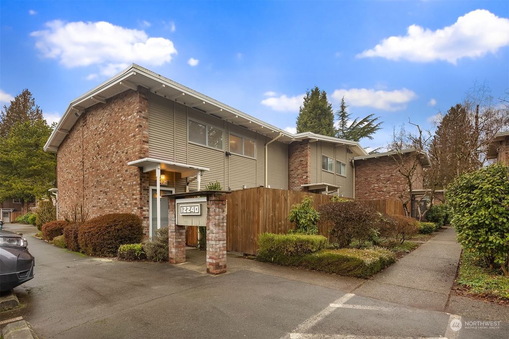 Photo of 12240 SE 60th Street #42, Bellevue, WA 98006 (MLS # 2030793)