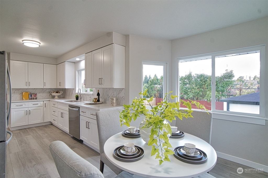 listing image 9367238468193003620