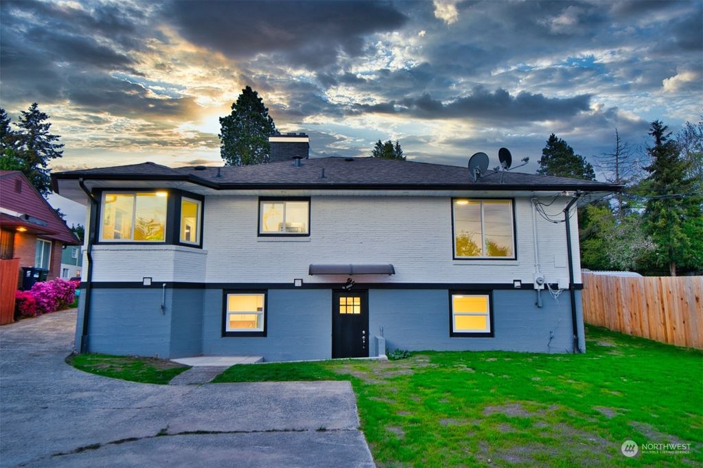 listing image 9368333597953689054