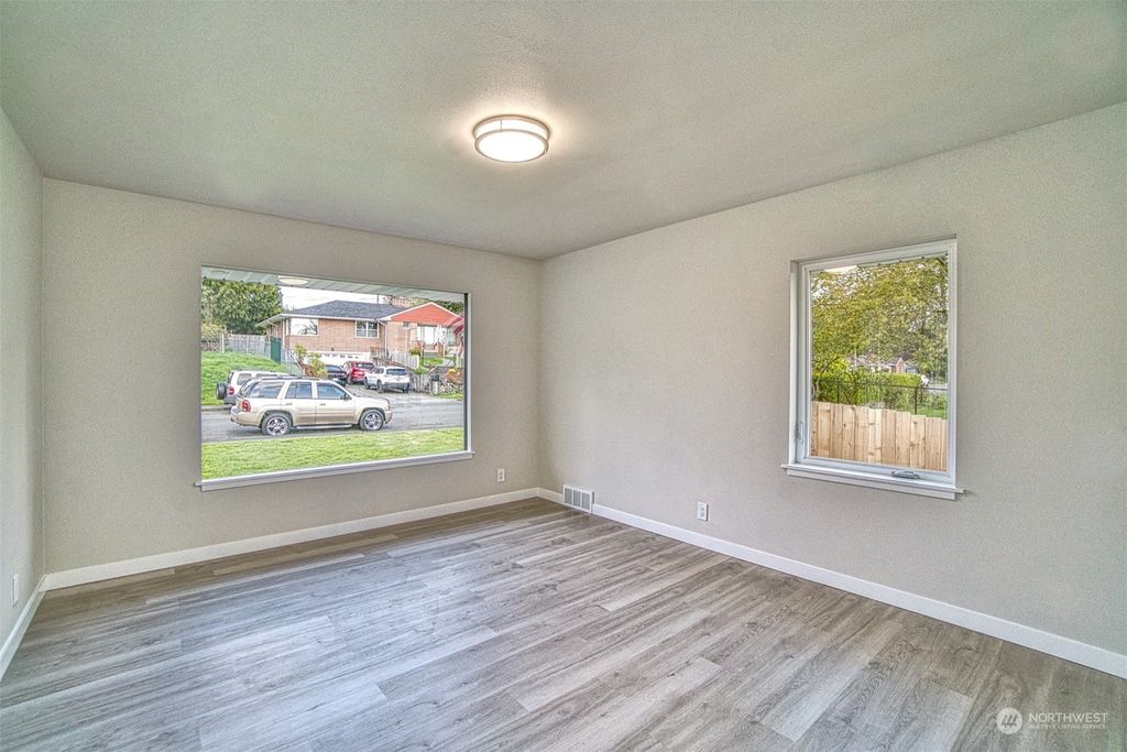 listing image 9363322224863890530
