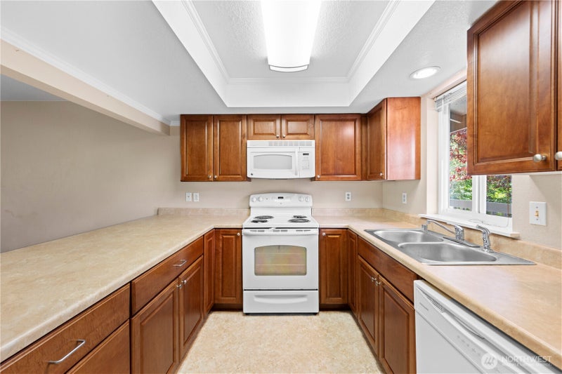1523 Sunset Place