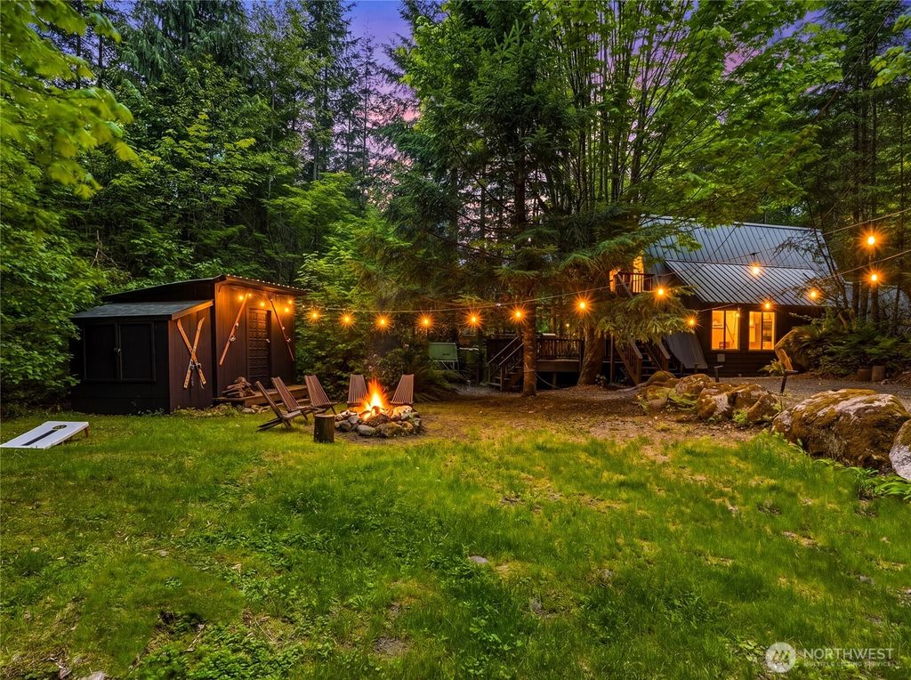 Photo of 11857 Tyee River Road NE, Skykomish, WA 98288 (MLS # 2529701)