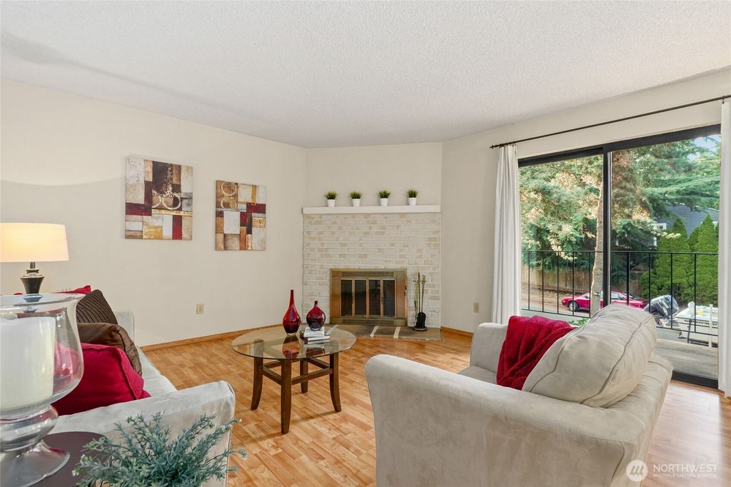 Photo of 14331 124th Avenue NE #C22, Kirkland, WA 98034 (MLS # 2441077)