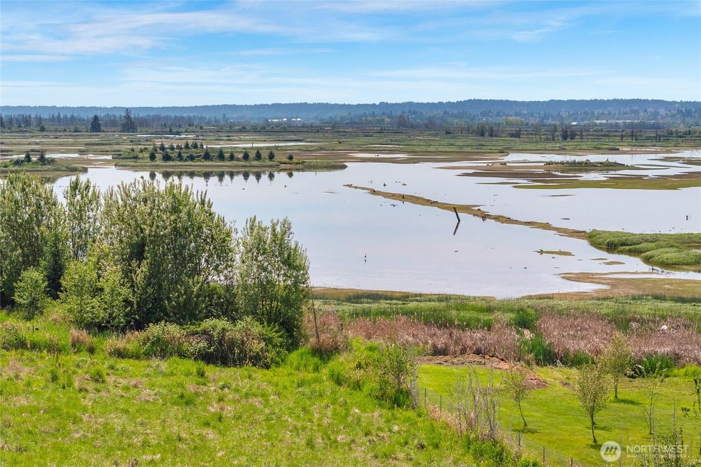 Photo of 5528 61st Street NE, Marysville, WA 98270 (MLS # 2378429)