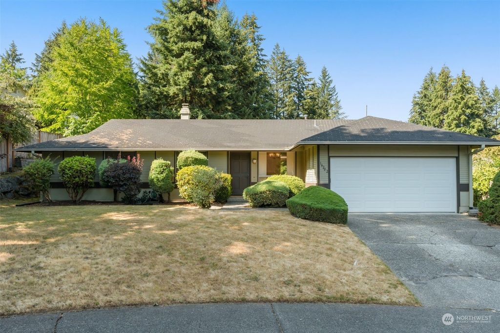 Photo of 14202 NE 63rd Court, Redmond, WA 98052 (MLS # 2287081)