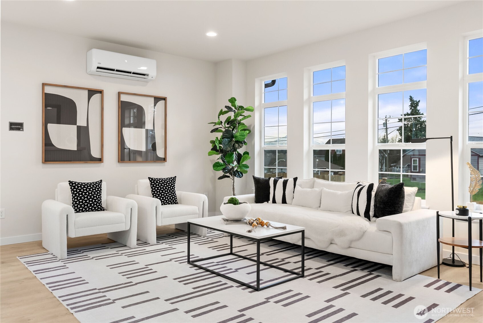 1223 E Fairbanks Street