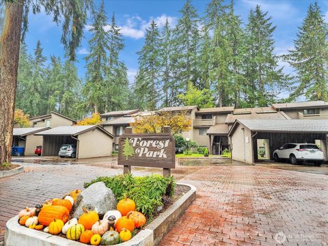 Photo of 19123 Ballinger Way NE #304, Lake Forest Park, WA 98155 (MLS # 2450886)