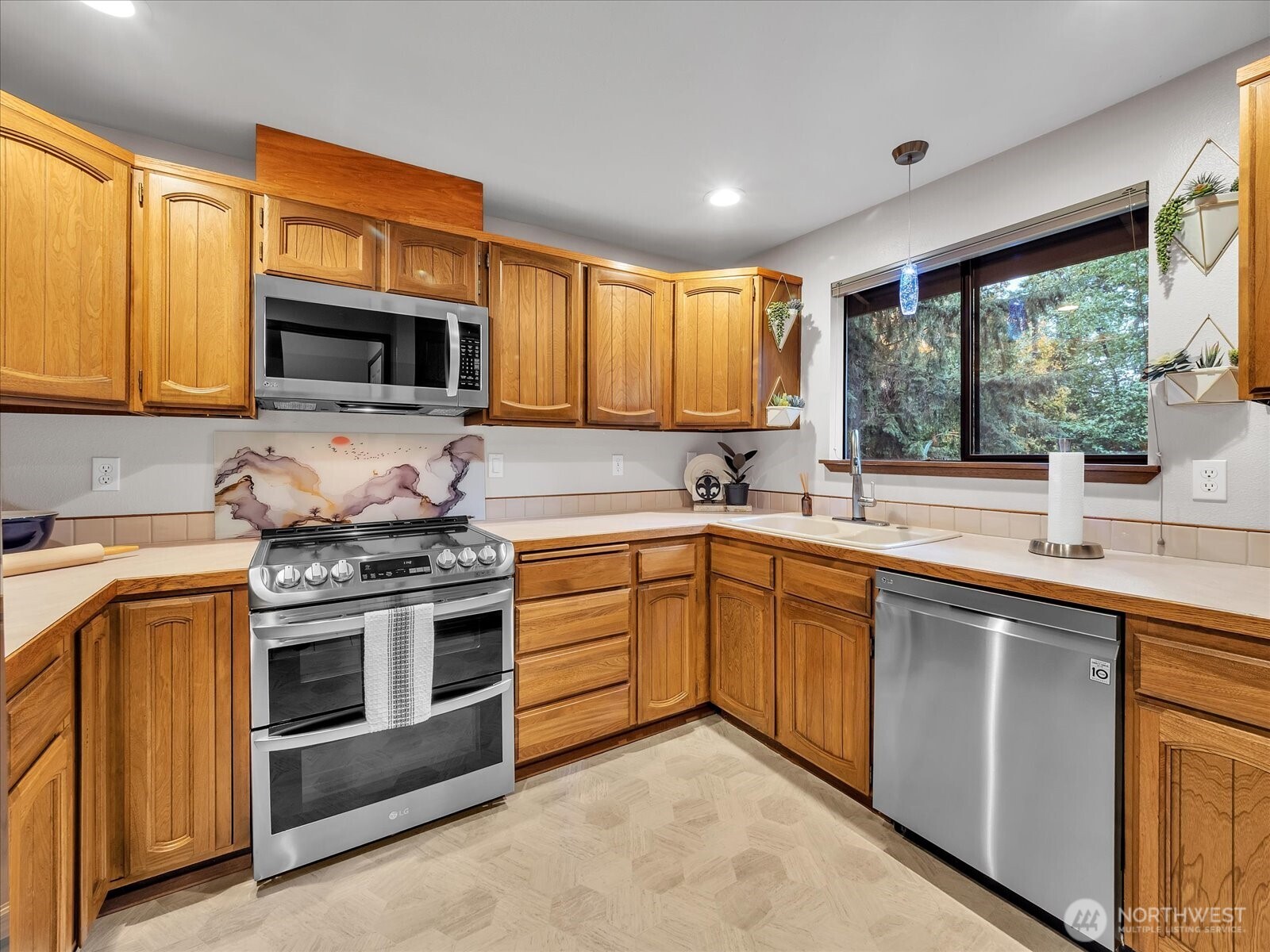 19123 Ballinger Way NE 304