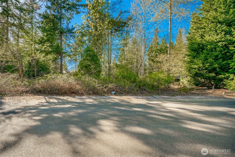 8647 Great Horned Owl Lane