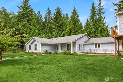 Photo of 5227 Key Peninsula Highway NW, Lakebay, WA 98349 (MLS # 2421576)