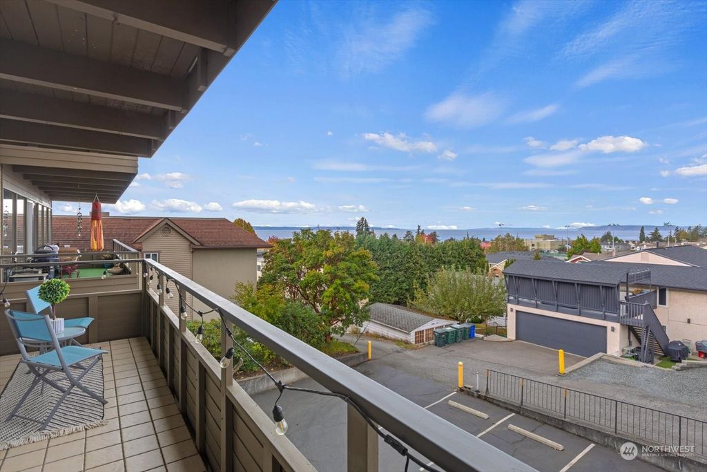 Photo of 655 Main Street #202, Edmonds, WA 98020 (MLS # 2003323)