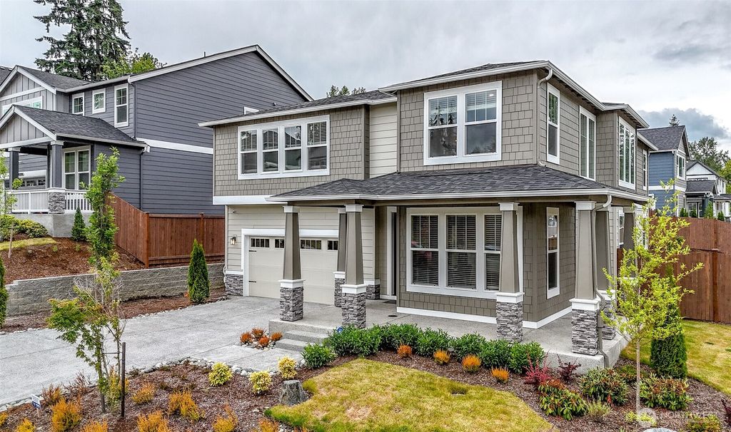 Photo of 16324 SE 133rd Place Pl, Renton, WA 98059 (MLS # 2399082)