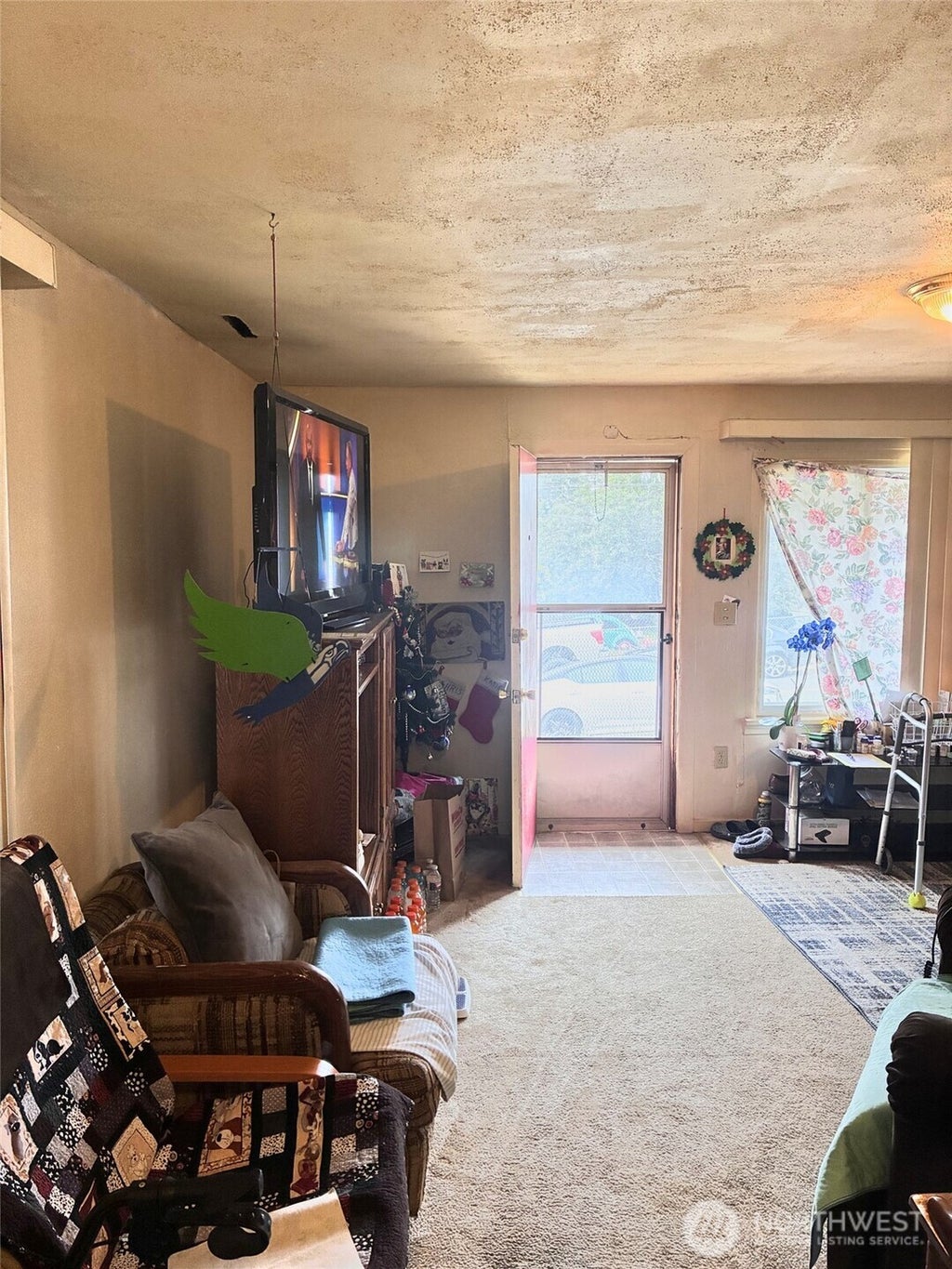 Photo of 4134 W M Street, Bremerton, WA 98312 (MLS # 2583137)