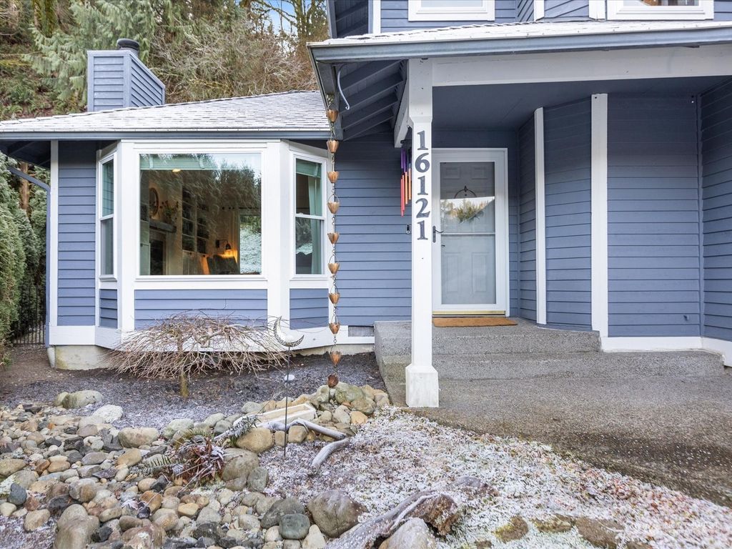 Photo of 16121 SE 156th Street, Renton, WA 98058 (MLS # 2327193)