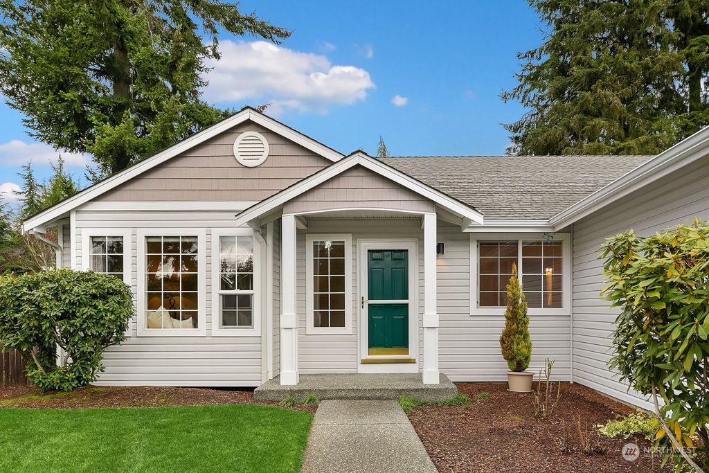 Photo of 11826 52nd Drive SE, Everett, WA 98208 (MLS # 2026644)