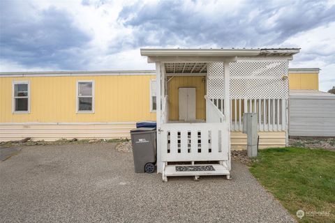 A home in East Wenatchee