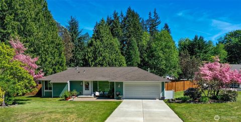 Photo of 1135 Hillandale Drive E, Port Orchard, WA 98366 (MLS # 2419581)
