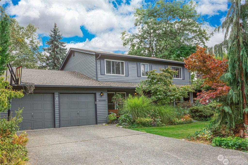 Photo of 19222 89th Avenue NE, Bothell, WA 98011 (MLS # 2306329)