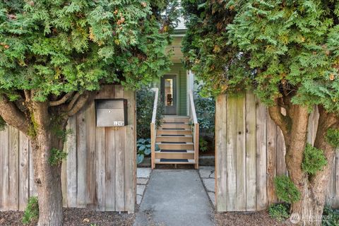 Photo of 1245 S Trenton Street, Seattle, WA 98108 (MLS # 2444680)