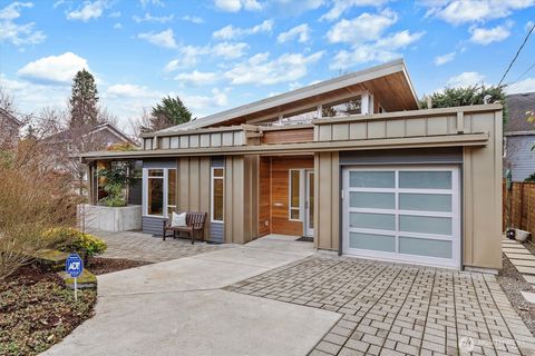 4057 NE 56th Street Seattle WA 98105