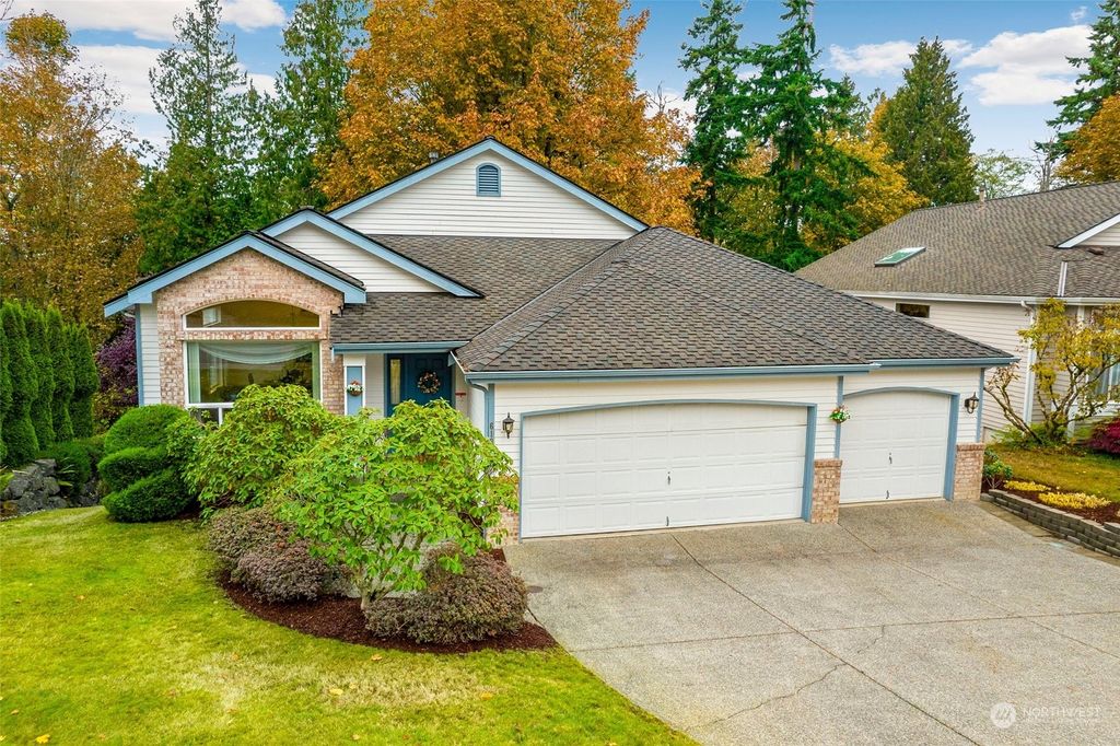 Photo of 613 40th Place, Everett, WA 98201 (MLS # 2013568)
