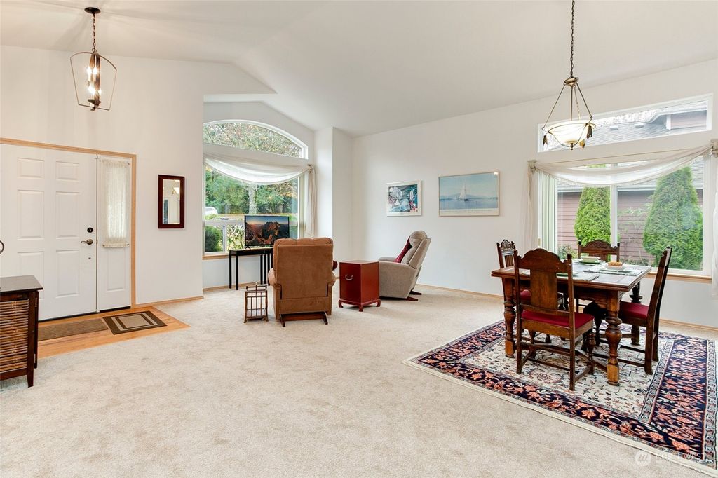 Photo of 613 40th Place, Everett, WA 98201 (MLS # 2013568)