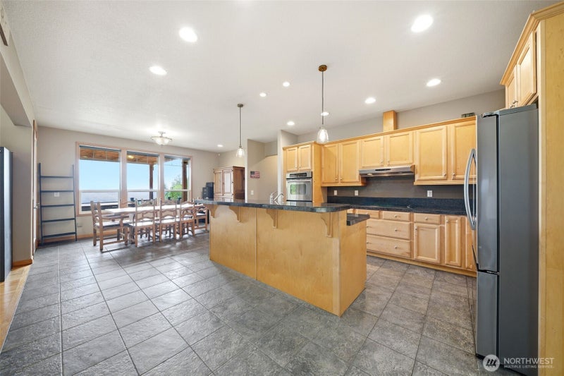 966 Lookout Road