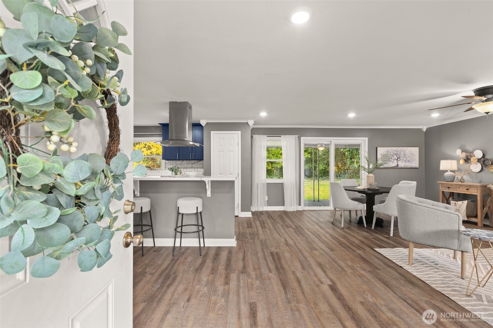 10425 Cedrona Street SW