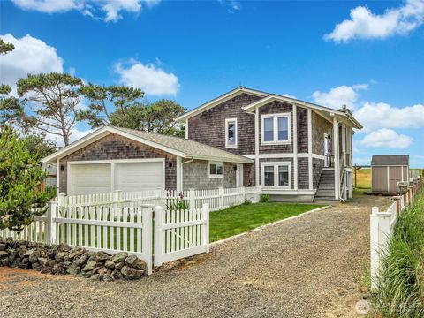 Photo of 35305 & 35309 F Place, Ocean Park, WA 98640 (MLS # 2529596)