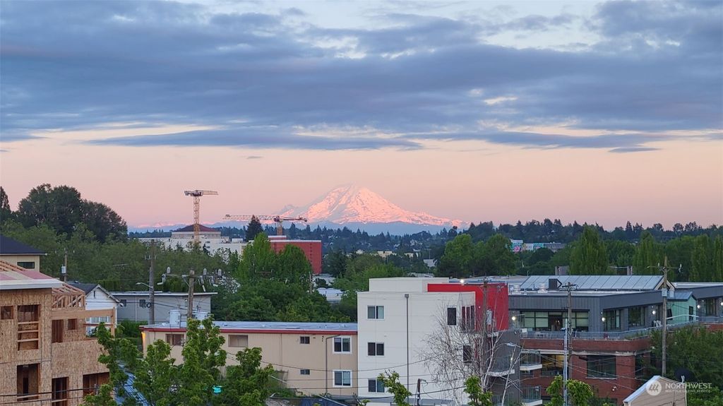 Photo of 1919 24th Avenue S #F, Seattle, WA 98144 (MLS # 2163931)