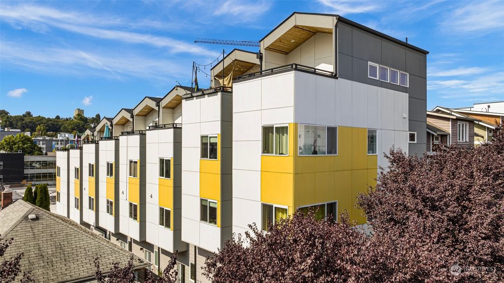 Photo of 1919 24th Avenue S #F, Seattle, WA 98144 (MLS # 2163931)