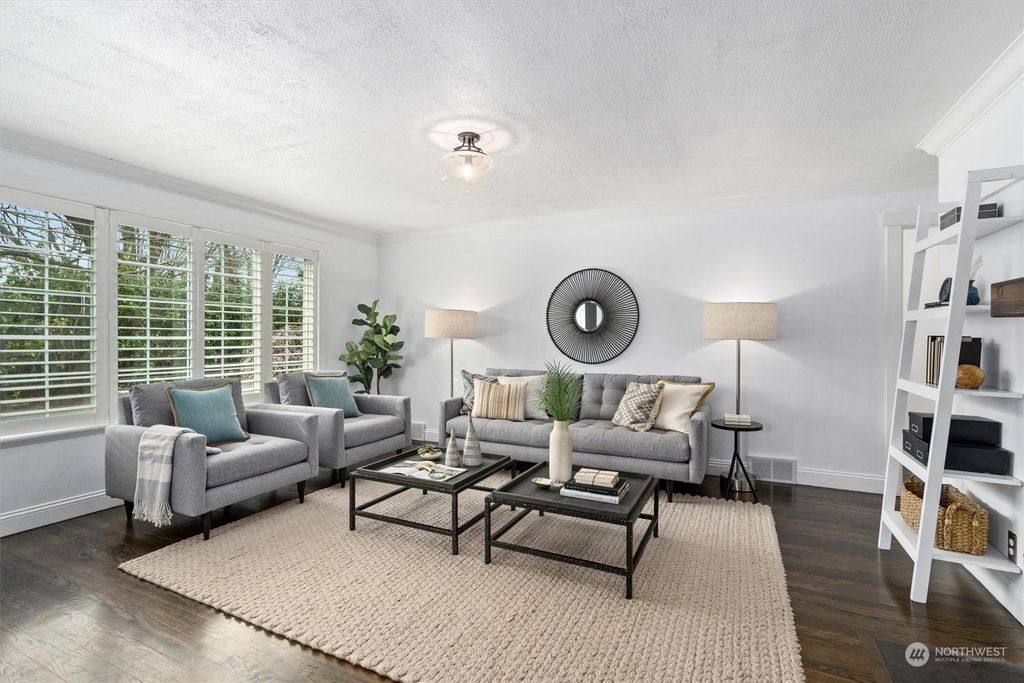 Photo of 12224 10th Avenue NW, Seattle, WA 98177 (MLS # 2046213)