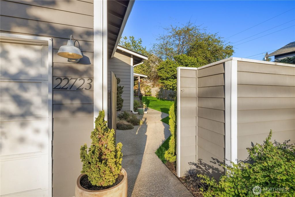 Photo of 22723 84th Avenue W, Edmonds, WA 98026 (MLS # 2384609)