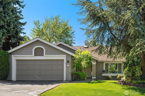 Photo of 611 S 32nd Street, Renton, WA 98055 (MLS # 2520844)