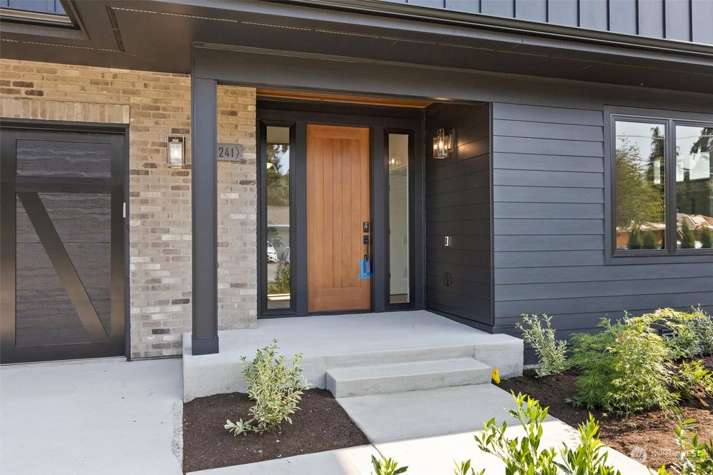 Photo of 16241 SE 10th Street, Bellevue, WA 98008 (MLS # 2140352)