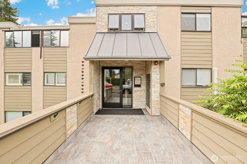 1130 5th Avenue S 201