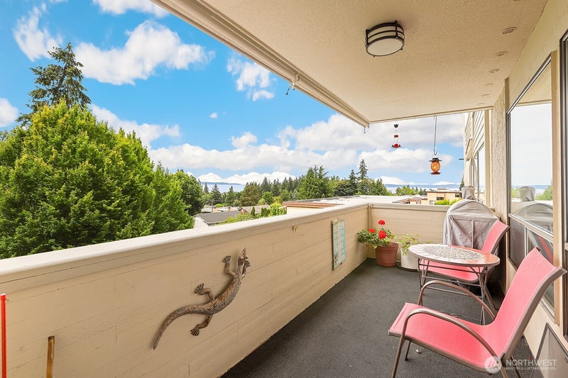1130 5th Avenue S 201