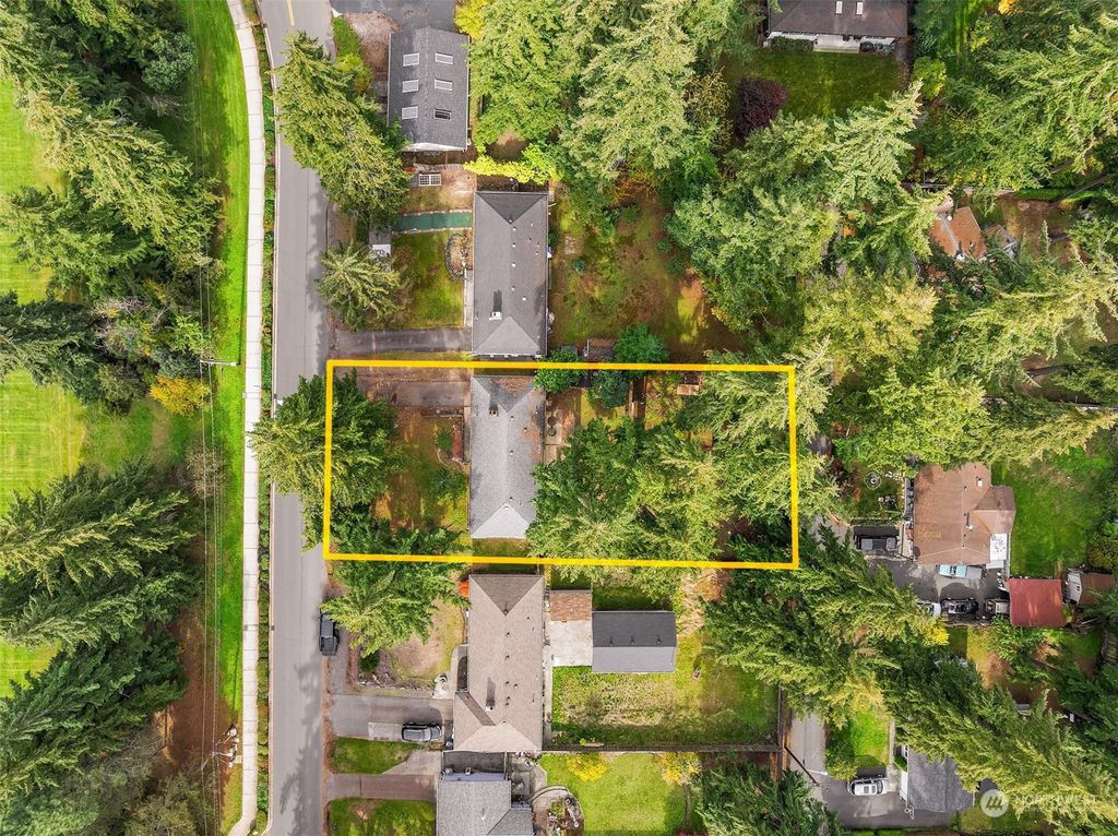 Photo of 4028 138th Avenue SE, Bellevue, WA 98006 (MLS # 2306342)